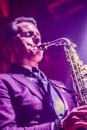 Saxofonist Saxy Mr. S artiestenbureau Erwin Bakkum_01